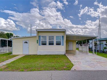 38634 LANSING AVENUE , ZEPHYRHILLS, FL 33542