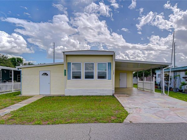 38634 LANSING AVENUE , ZEPHYRHILLS, FL 33542