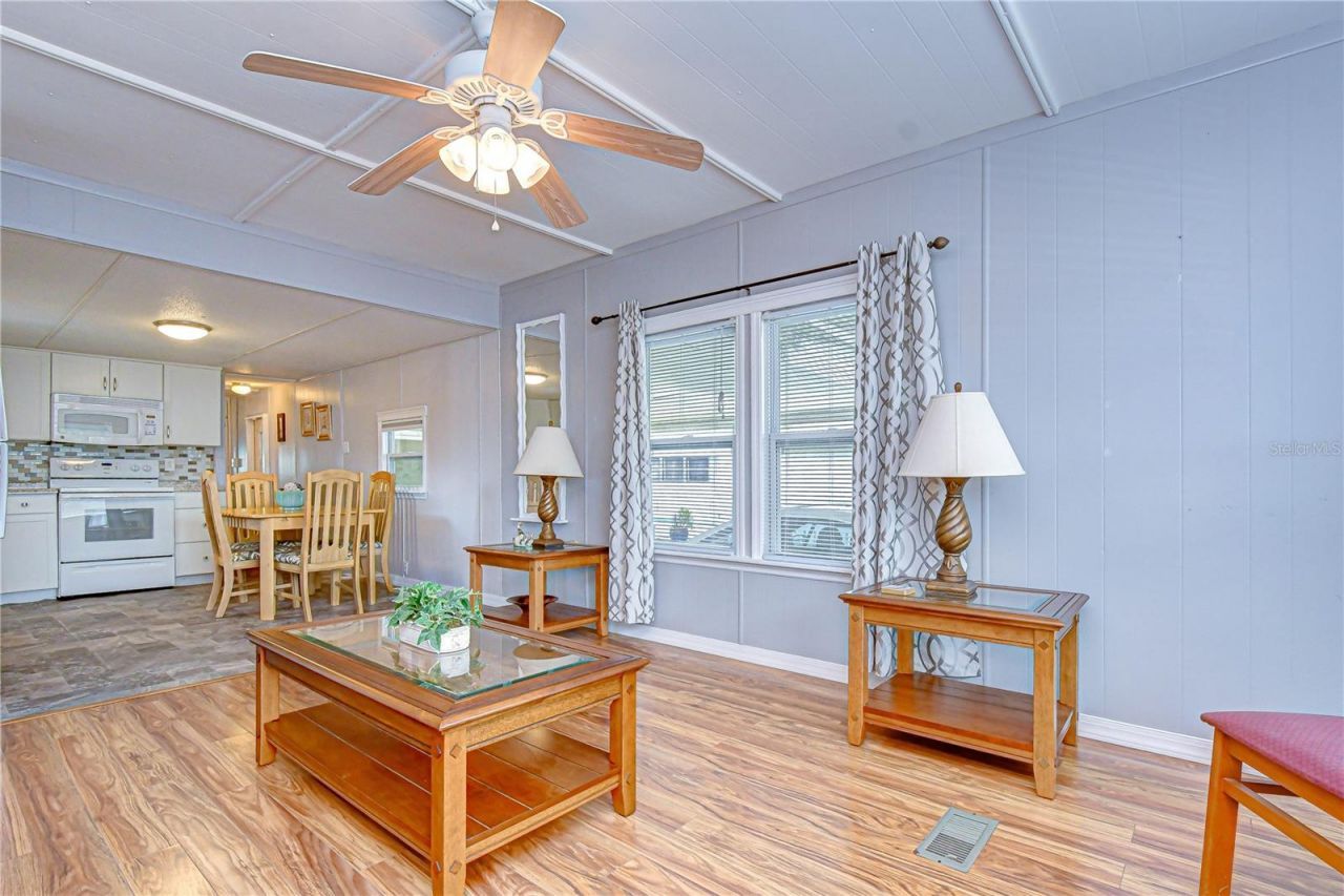 38634 Lansing Avenue , Zephyrhills, FL 33542 Photo