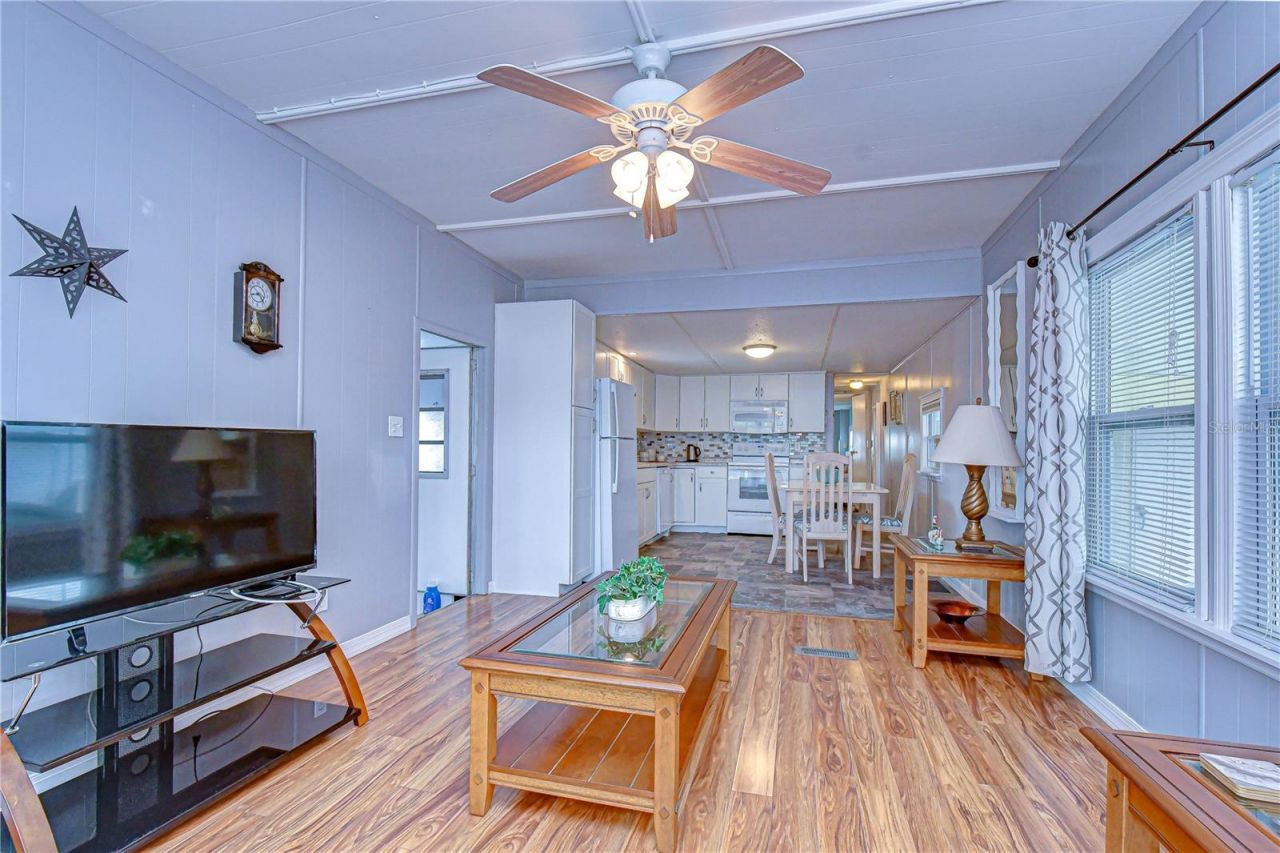 38634 Lansing Avenue , Zephyrhills, FL 33542 Photo