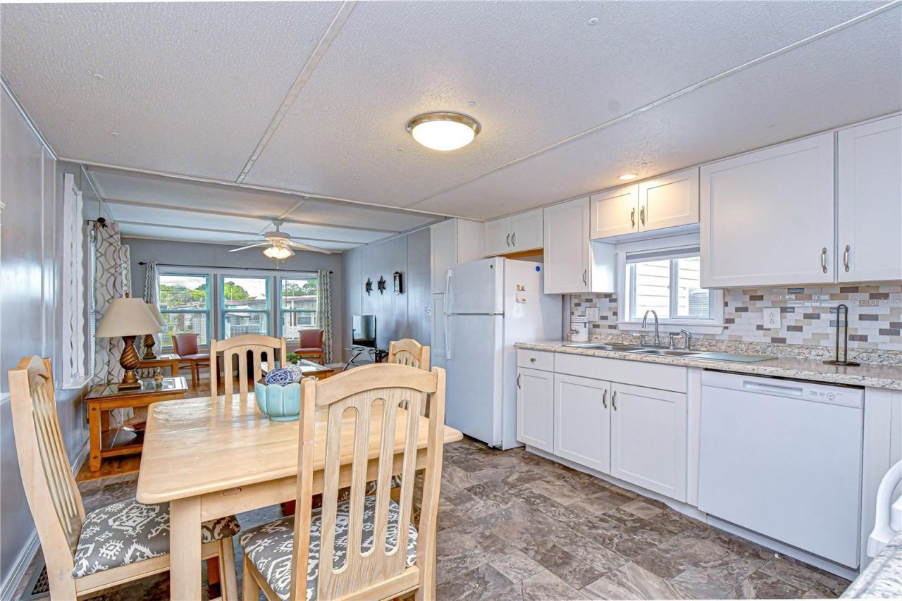 38634 Lansing Avenue , Zephyrhills, FL 33542 Photo