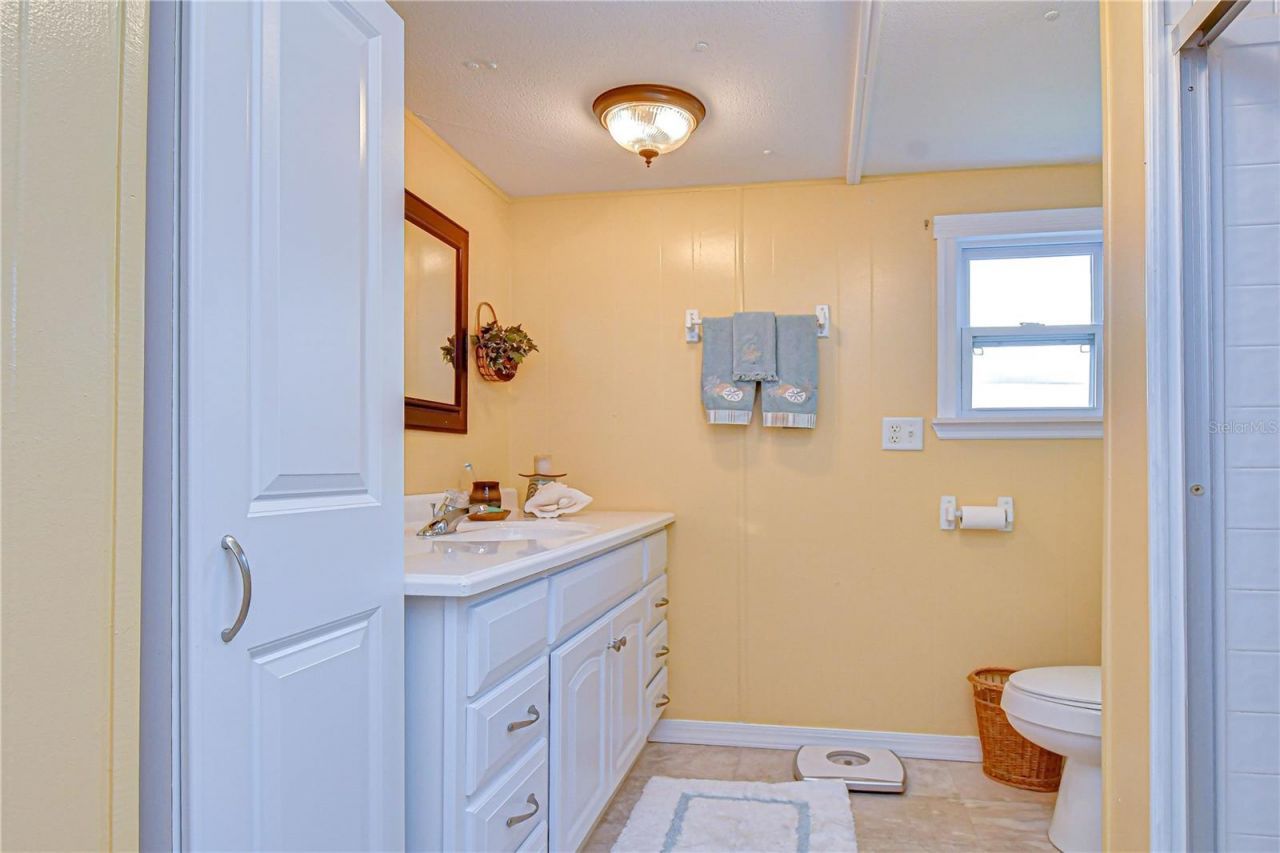 38634 Lansing Avenue , Zephyrhills, FL 33542 Photo