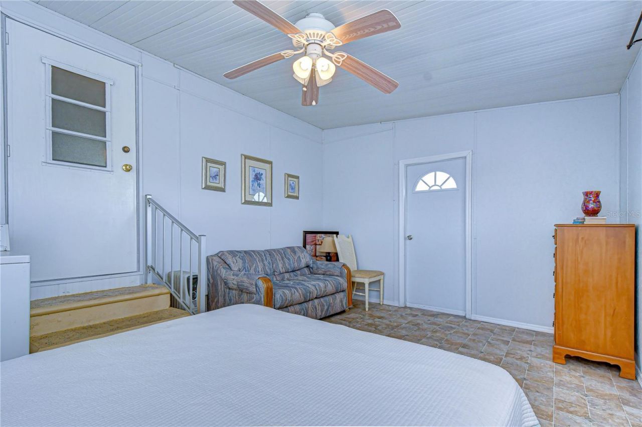 38634 Lansing Avenue , Zephyrhills, FL 33542 Photo