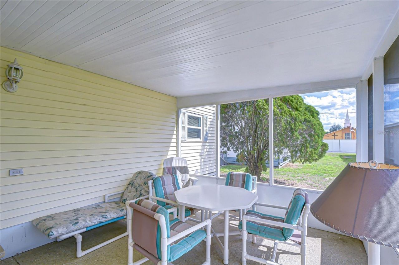 38634 Lansing Avenue , Zephyrhills, FL 33542 Photo