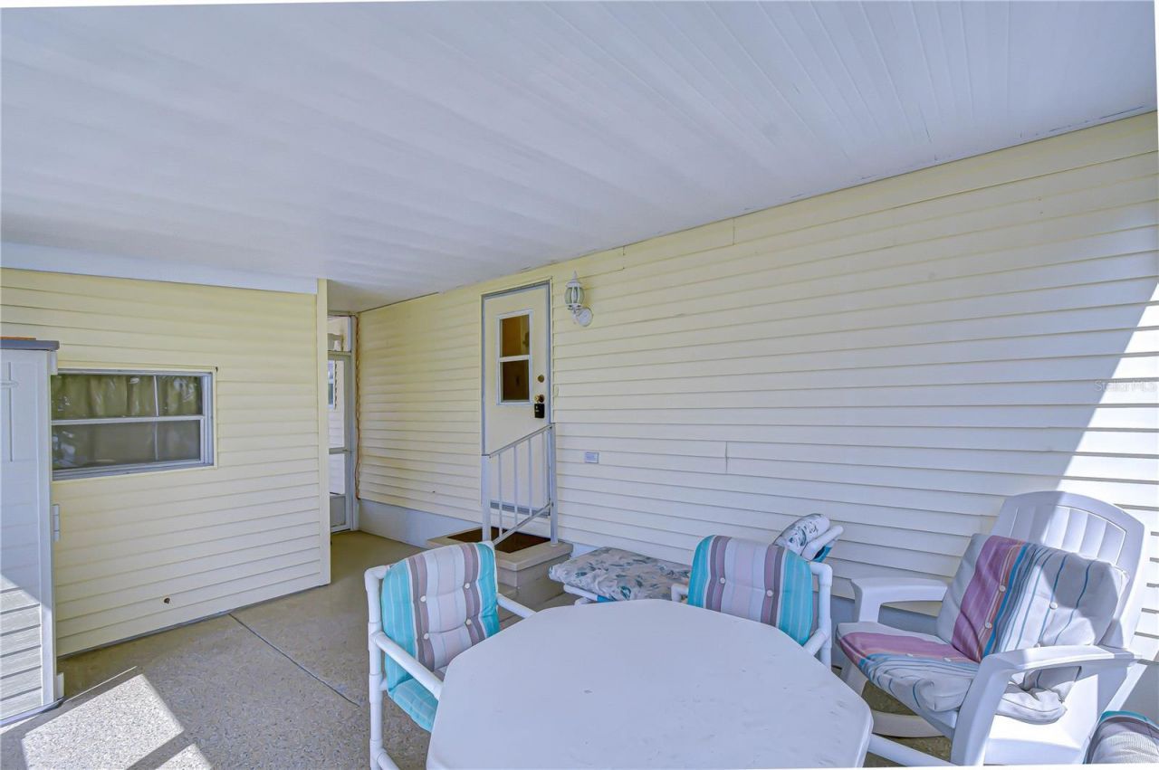 38634 Lansing Avenue , Zephyrhills, FL 33542 Photo