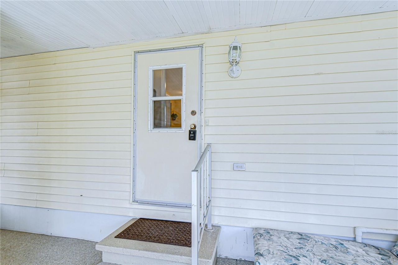 38634 Lansing Avenue , Zephyrhills, FL 33542 Photo