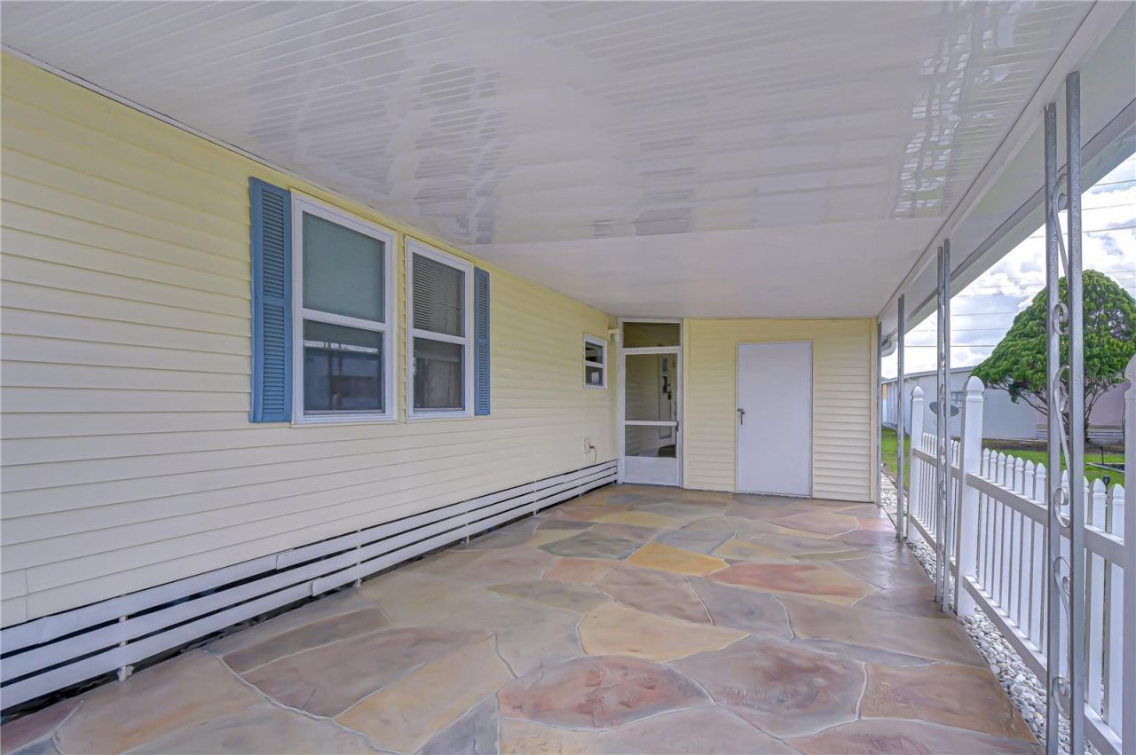 38634 Lansing Avenue , Zephyrhills, FL 33542 Photo