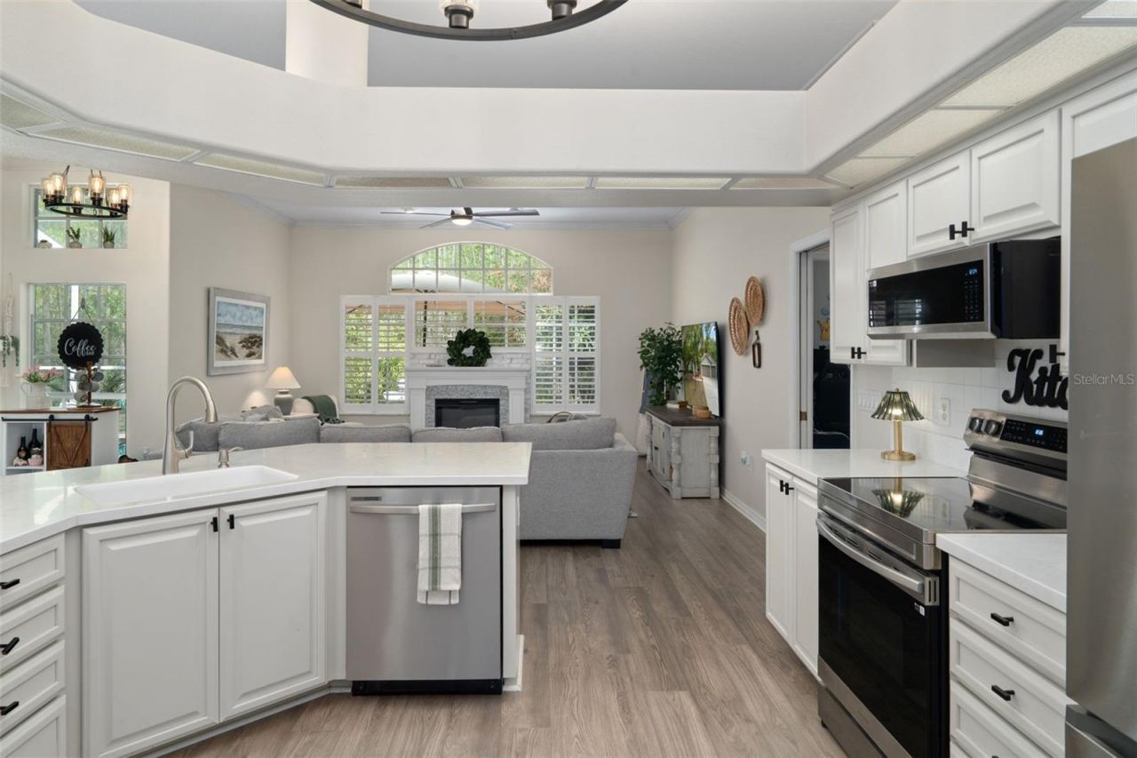 10139 Highcrest Lane, New Port Richey, FL 34654 Photo