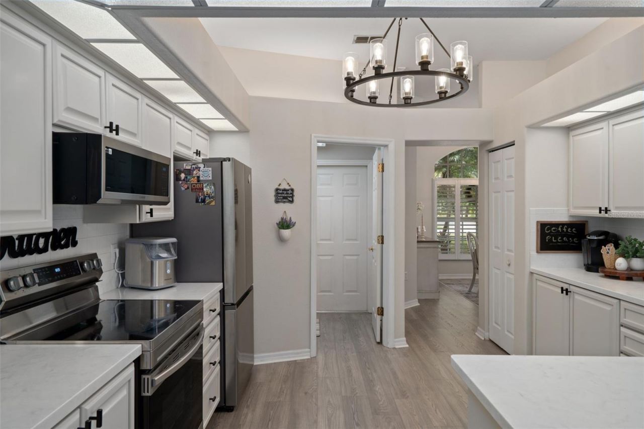 10139 Highcrest Lane, New Port Richey, FL 34654 Photo