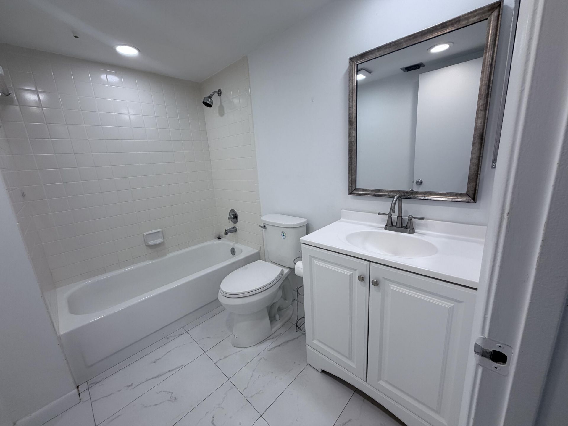 1200 SW 125th Avenue, Unit 309 L, Pembroke Pines, FL 33027 Photo