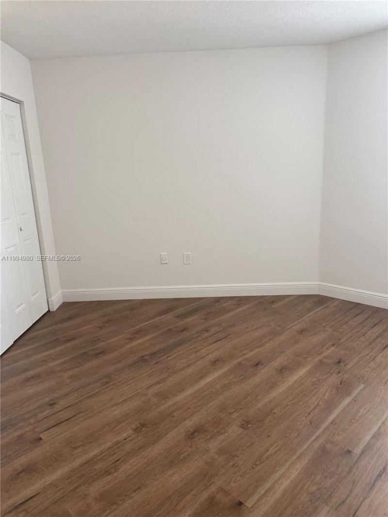 6272 NW 186th St , Unit 307, Hialeah, FL 33015 Photo