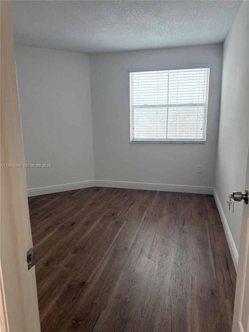 6272 NW 186th St , Unit 307, Hialeah, FL 33015 Photo