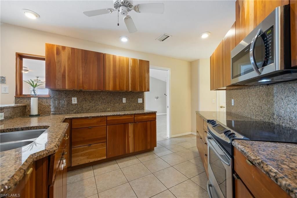 401 NW 36th Pl, Cape Coral, FL 33993 Photo