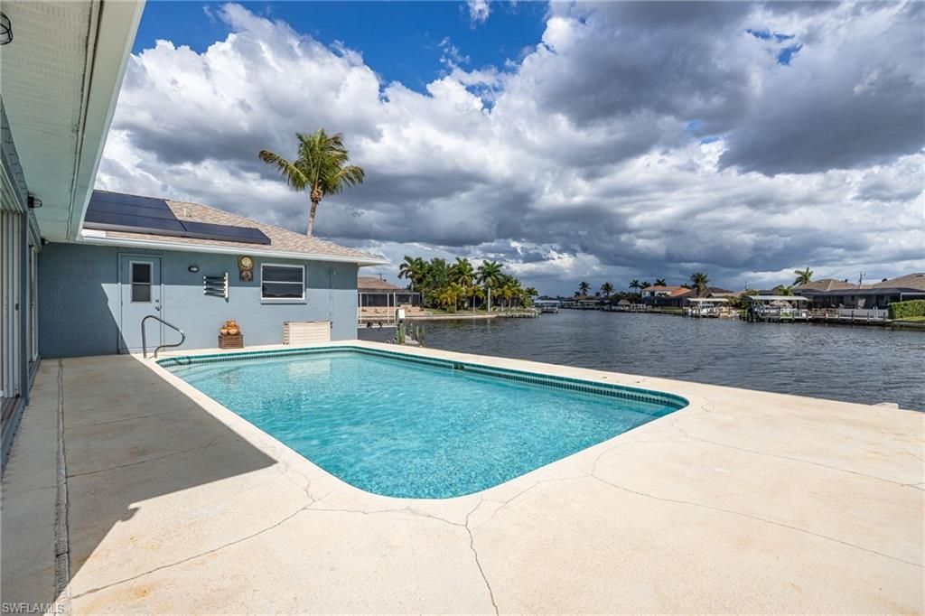 401 NW 36th Pl, Cape Coral, FL 33993 Photo