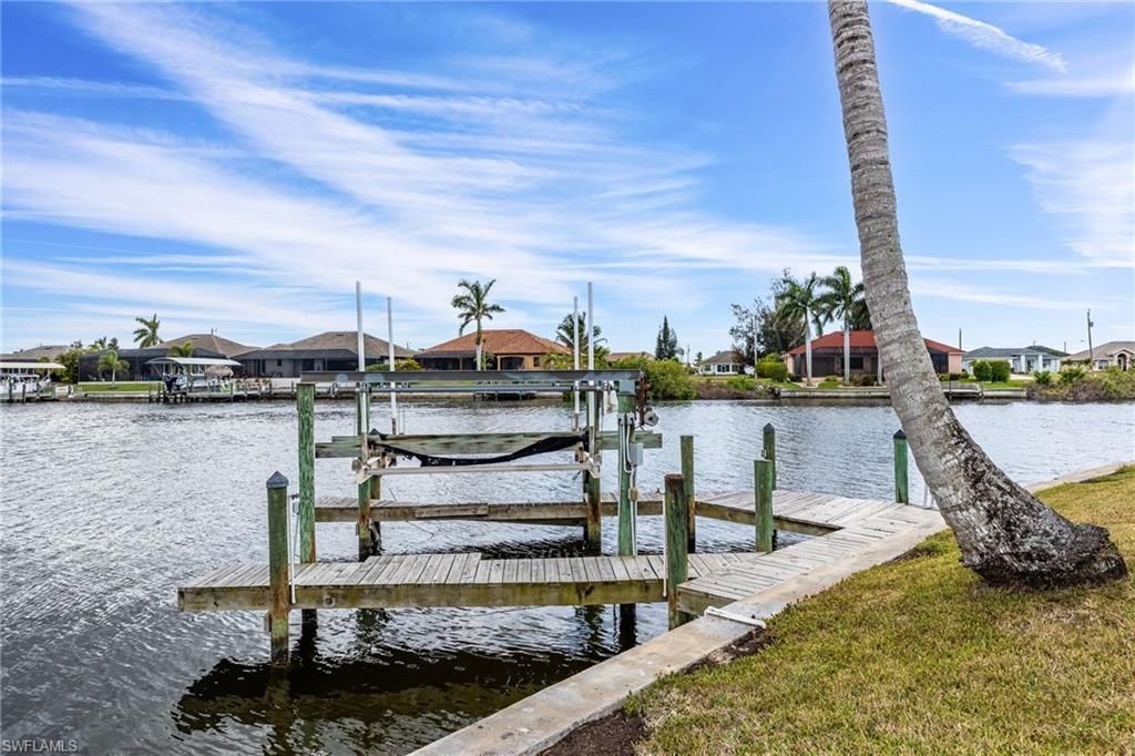 401 NW 36th Pl, Cape Coral, FL 33993 Photo