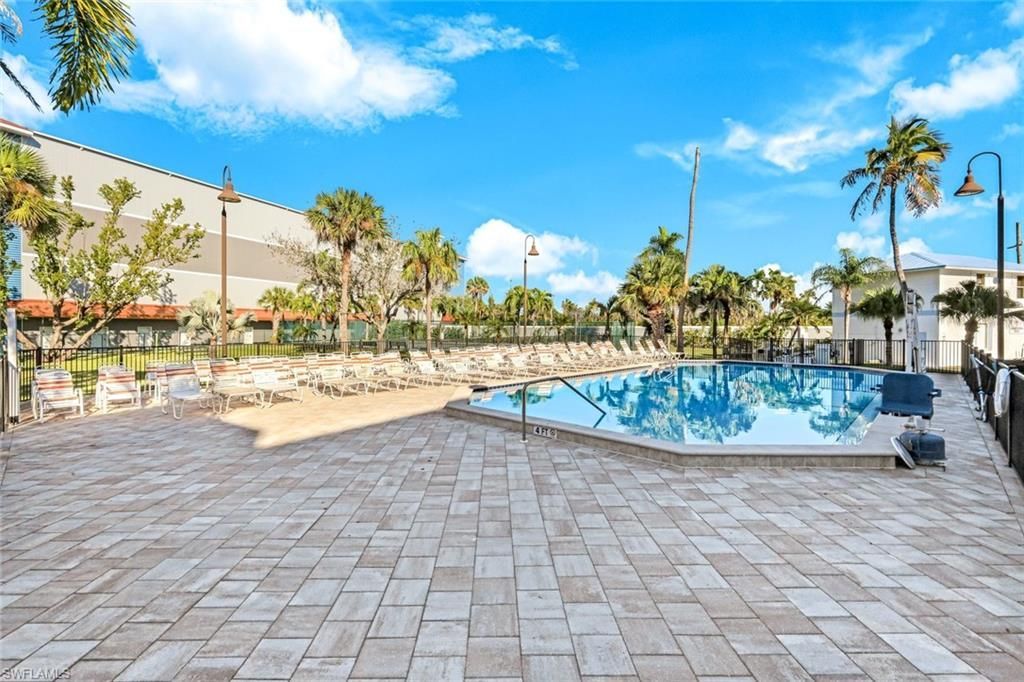 15011 Punta Rassa Rd, Unit 403, Fort Myers, FL 33908 Photo