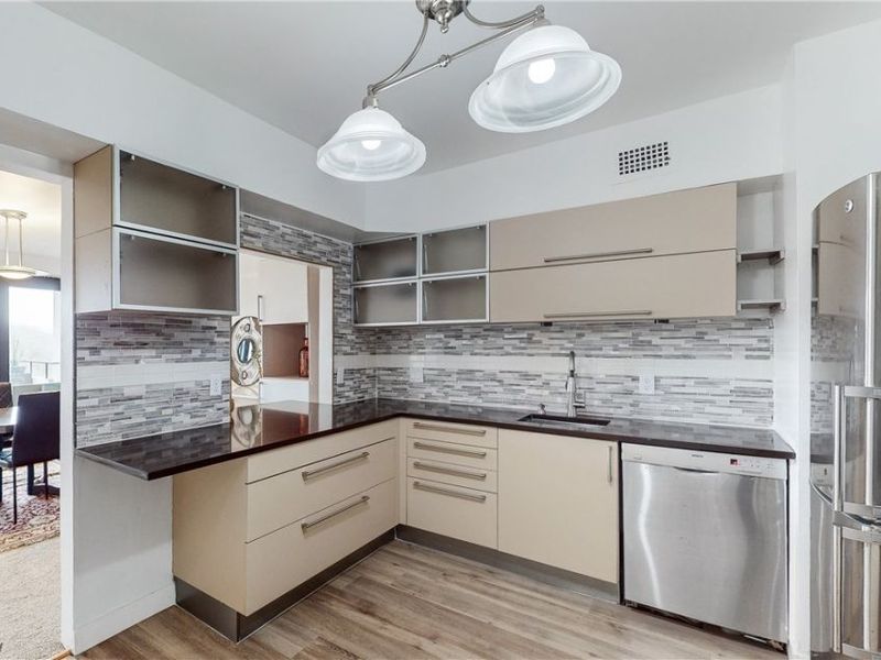 1 Bratenahl Place, Unit 502, Bratenahl, OH 44108 Photo 11