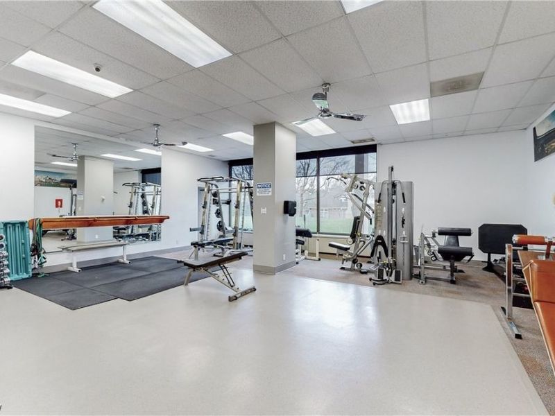 1 Bratenahl Place, Unit 502, Bratenahl, OH 44108 Photo 25