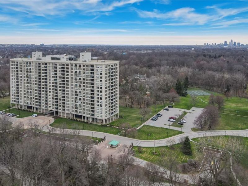 1 Bratenahl Place, Unit 502, Bratenahl, OH 44108 Photo 32