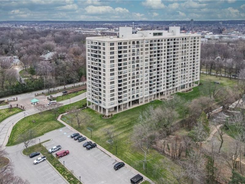 1 Bratenahl Place, Unit 502, Bratenahl, OH 44108 Photo 33