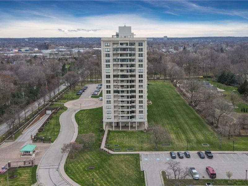 1 Bratenahl Place, Unit 502, Bratenahl, OH 44108 Photo 35