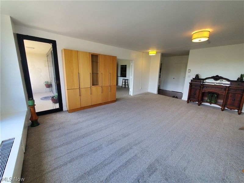 1 Bratenahl Place, Unit 502, Bratenahl, OH 44108 Photo 6