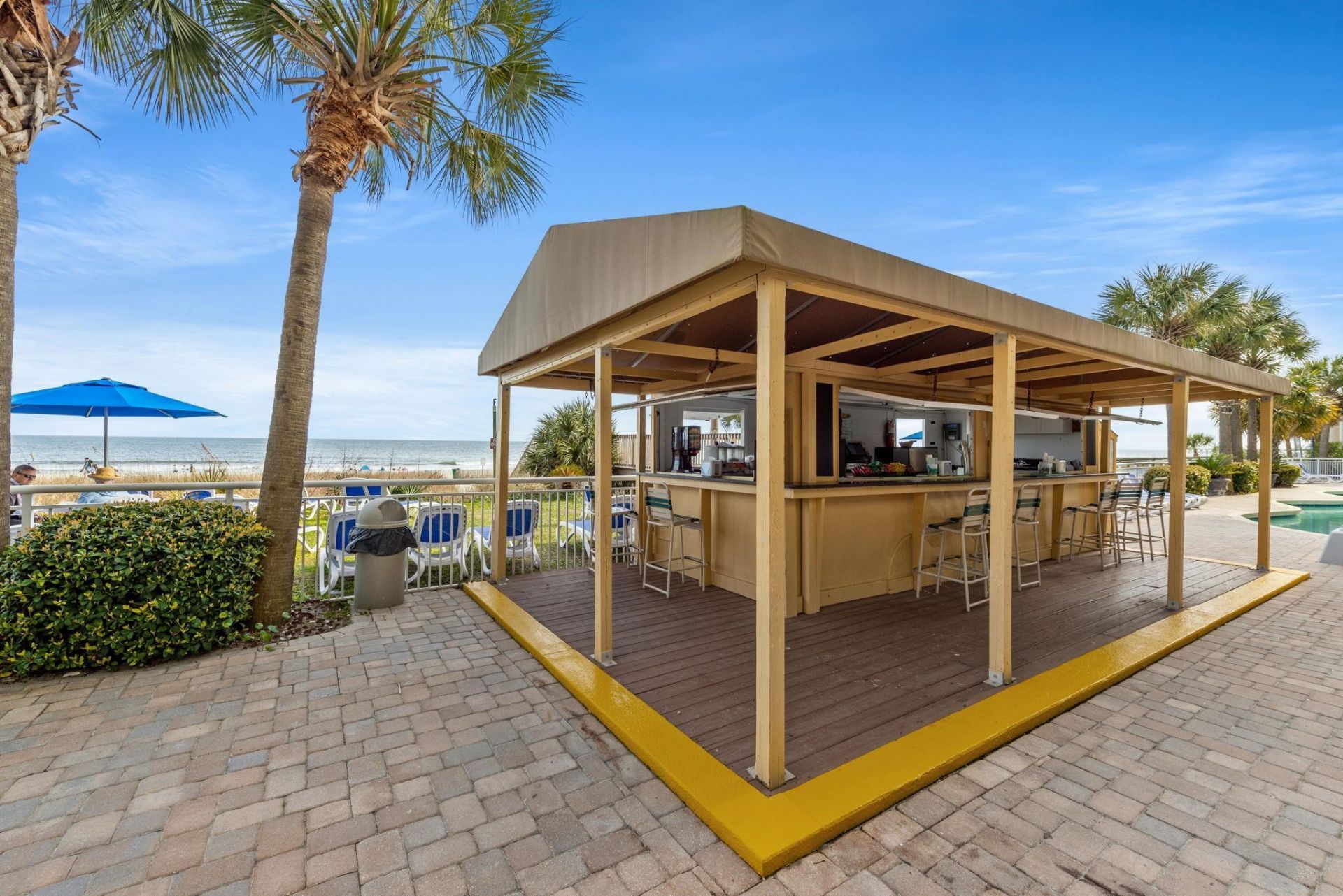 2000 N Ocean Blvd.  Photo 46