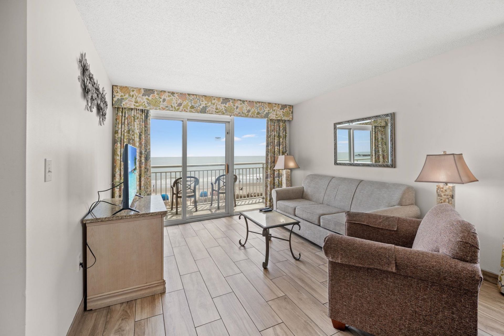 2000 N Ocean Blvd.  Photo 5