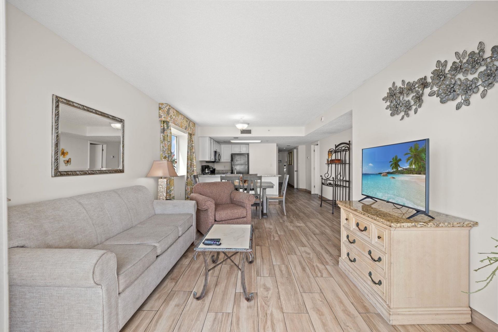 2000 N Ocean Blvd.  Photo 8