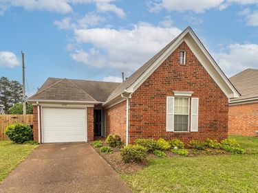 859 TIMBER TRACE DR, Memphis, TN 38018