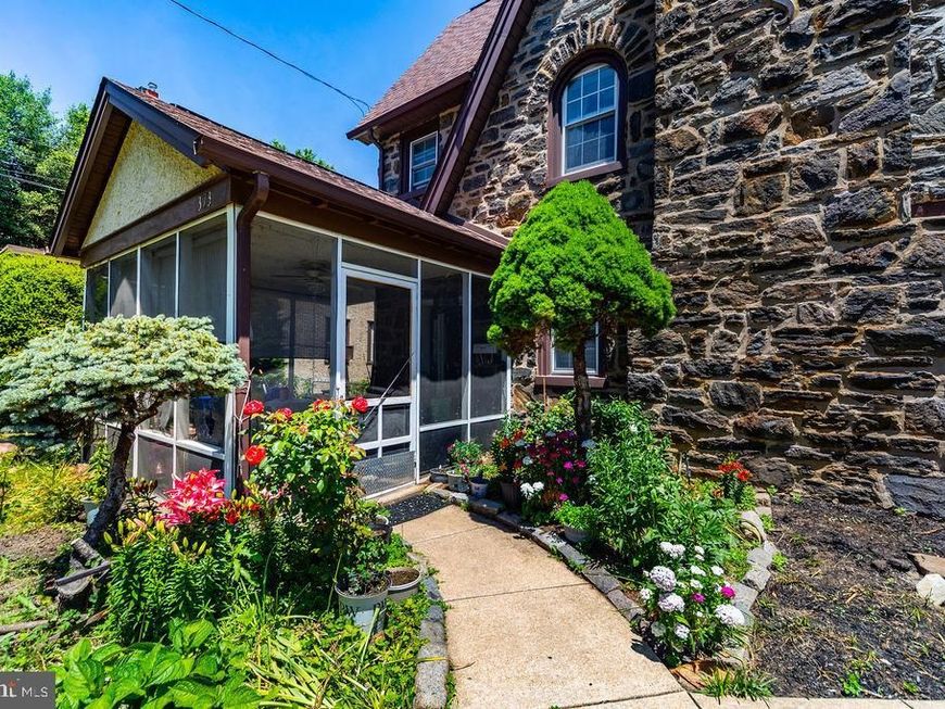 373 Upland Way, Drexel Hill, PA 19026 Main Photo