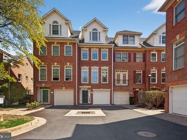 1113 D N STUART STREET, ARLINGTON, VA 22201