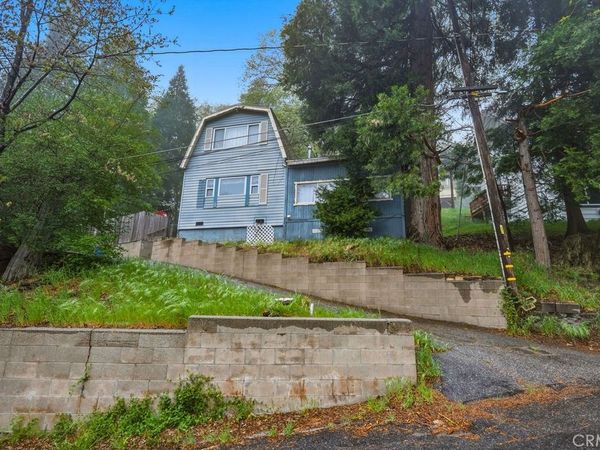 482 Zuger Court, Crestline, CA 92325