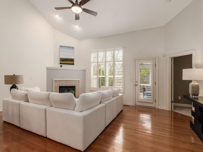 6584 Wild Rose Lane, Westerville, OH 43082 Photo 10