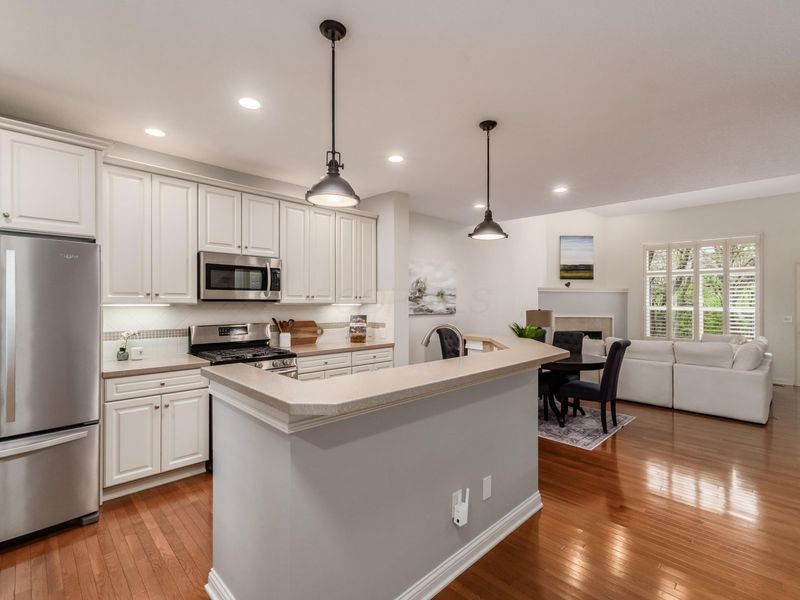 6584 Wild Rose Lane, Westerville, OH 43082 Photo 4