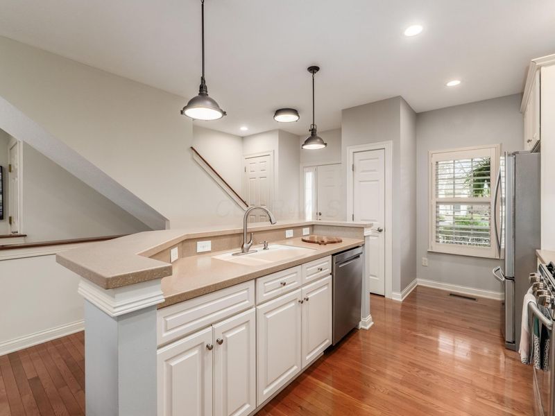 6584 Wild Rose Lane, Westerville, OH 43082 Photo 7