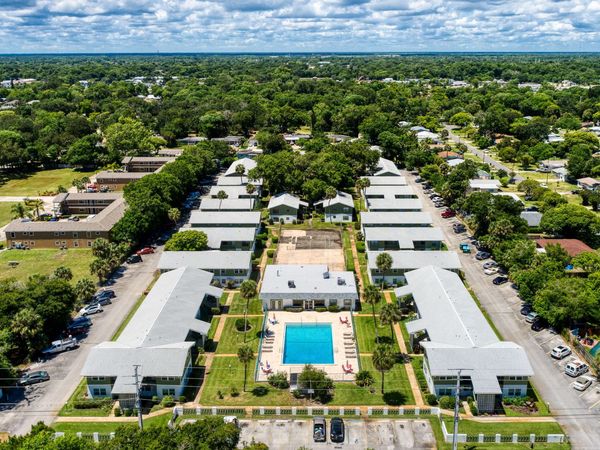 840 Center Avenue, Unit 26, Holly Hill, FL 32117