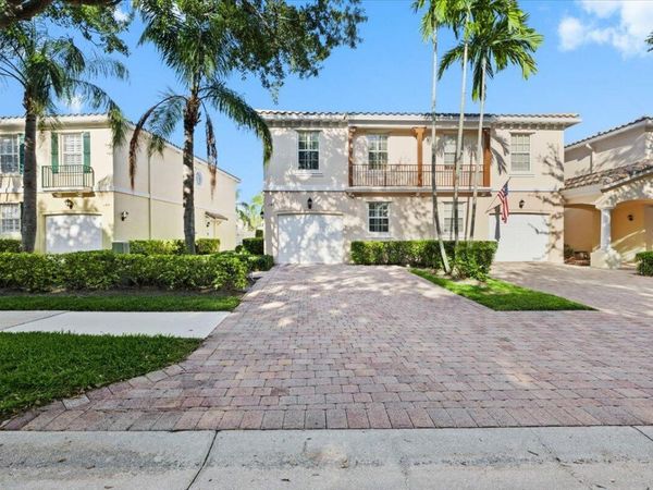 142 Santa Barbara Way, Palm Beach Gardens, FL 33410