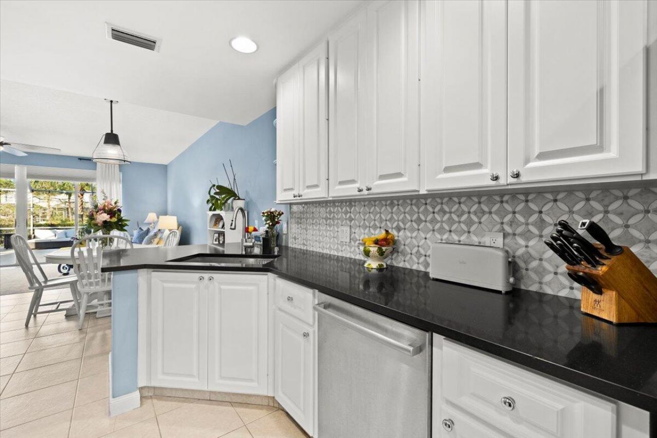 142 Santa Barbara Way, Palm Beach Gardens, FL 33410 Photo