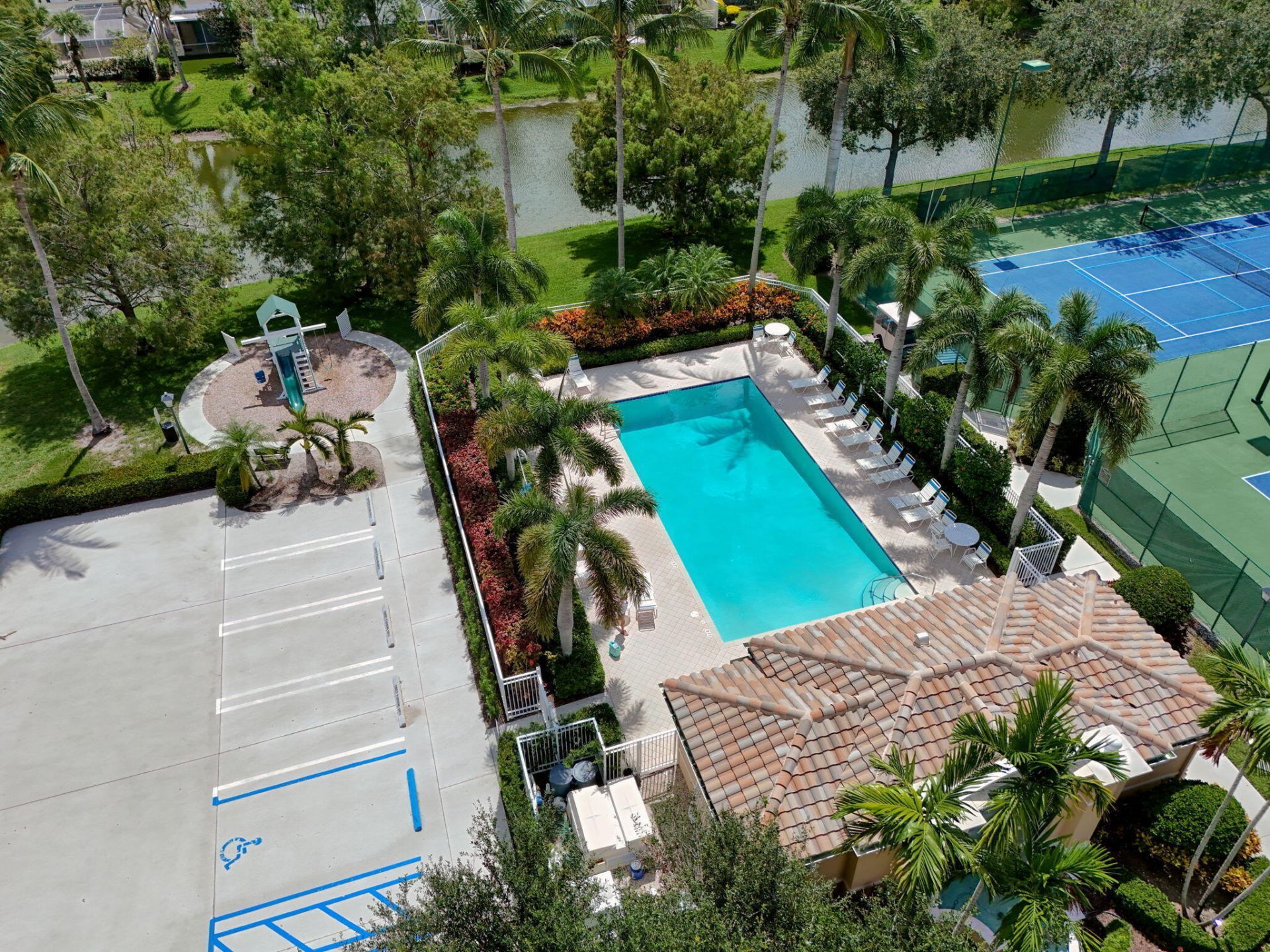 142 Santa Barbara Way, Palm Beach Gardens, FL 33410 Photo