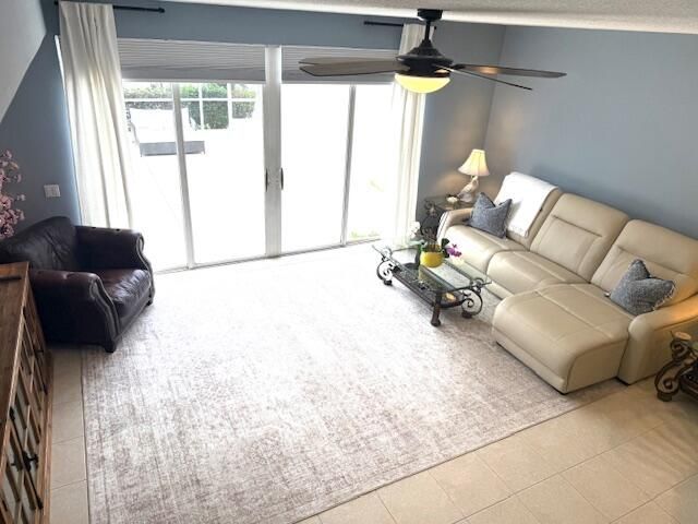 142 Santa Barbara Way, Palm Beach Gardens, FL 33410 Photo