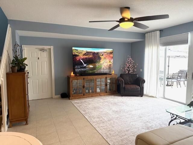 142 Santa Barbara Way, Palm Beach Gardens, FL 33410 Photo