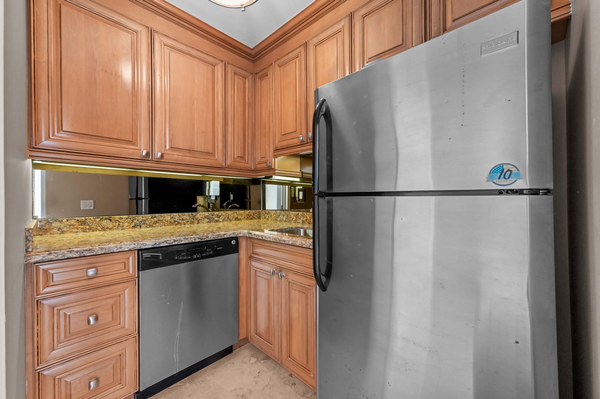 4600 N Ocean Drive, Unit 605, Riviera Beach, FL 33404 Photo