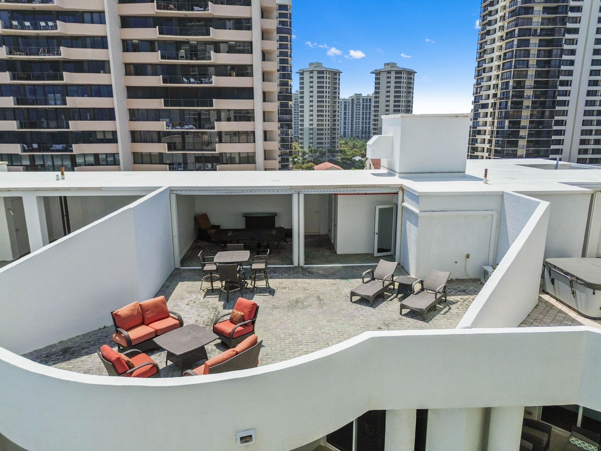 4600 N Ocean Drive, Unit 605, Riviera Beach, FL 33404 Photo