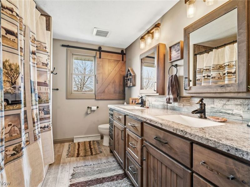 13671 Kent Avenue NE, Hartville, OH 44632 Photo 20