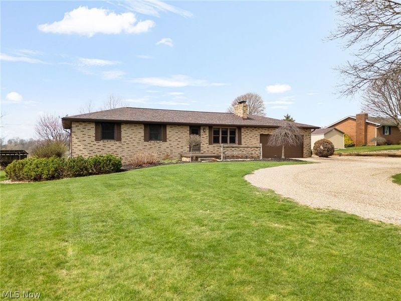 13671 Kent Avenue NE, Hartville, OH 44632 Photo 6