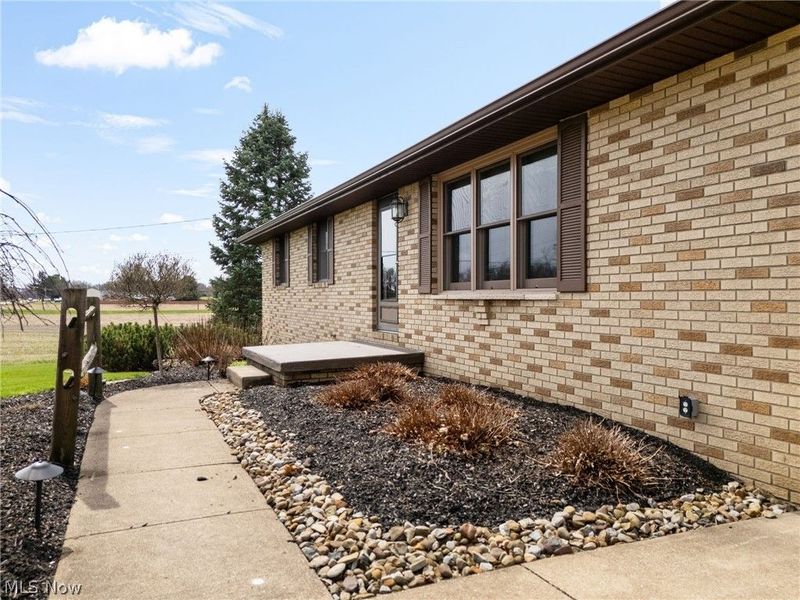 13671 Kent Avenue NE, Hartville, OH 44632 Photo 8