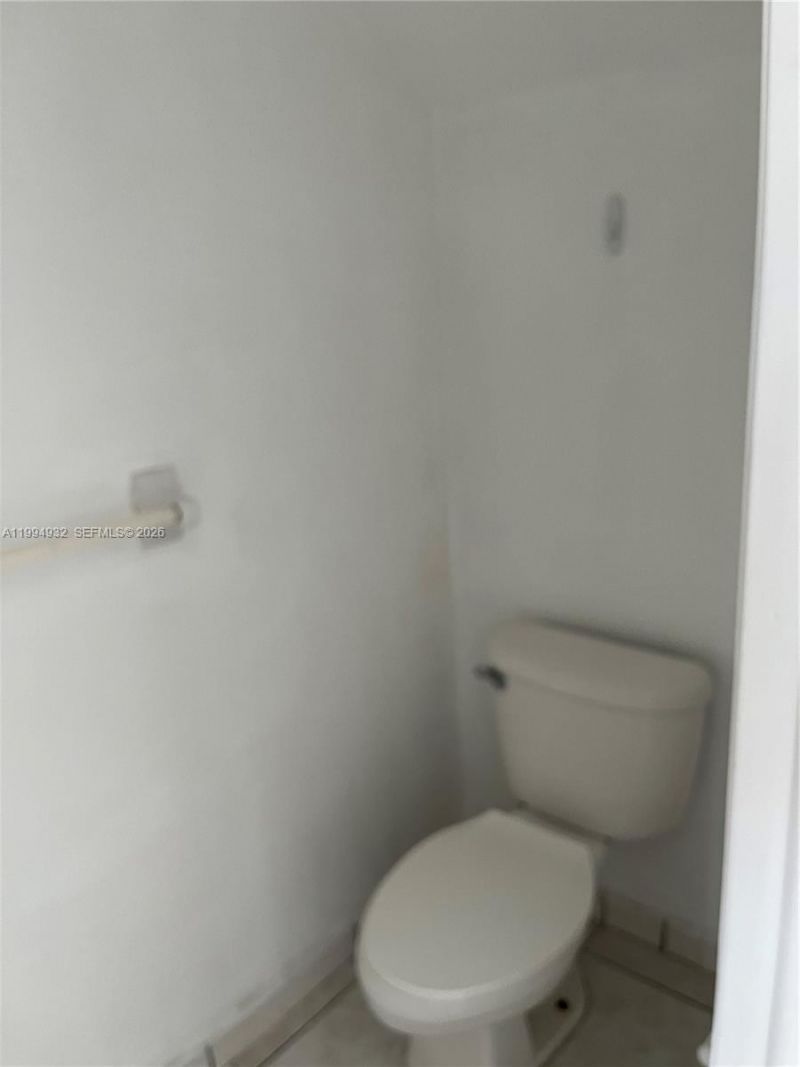 8031 NW 8th St, Unit 13, Miami, FL 33126 Photo