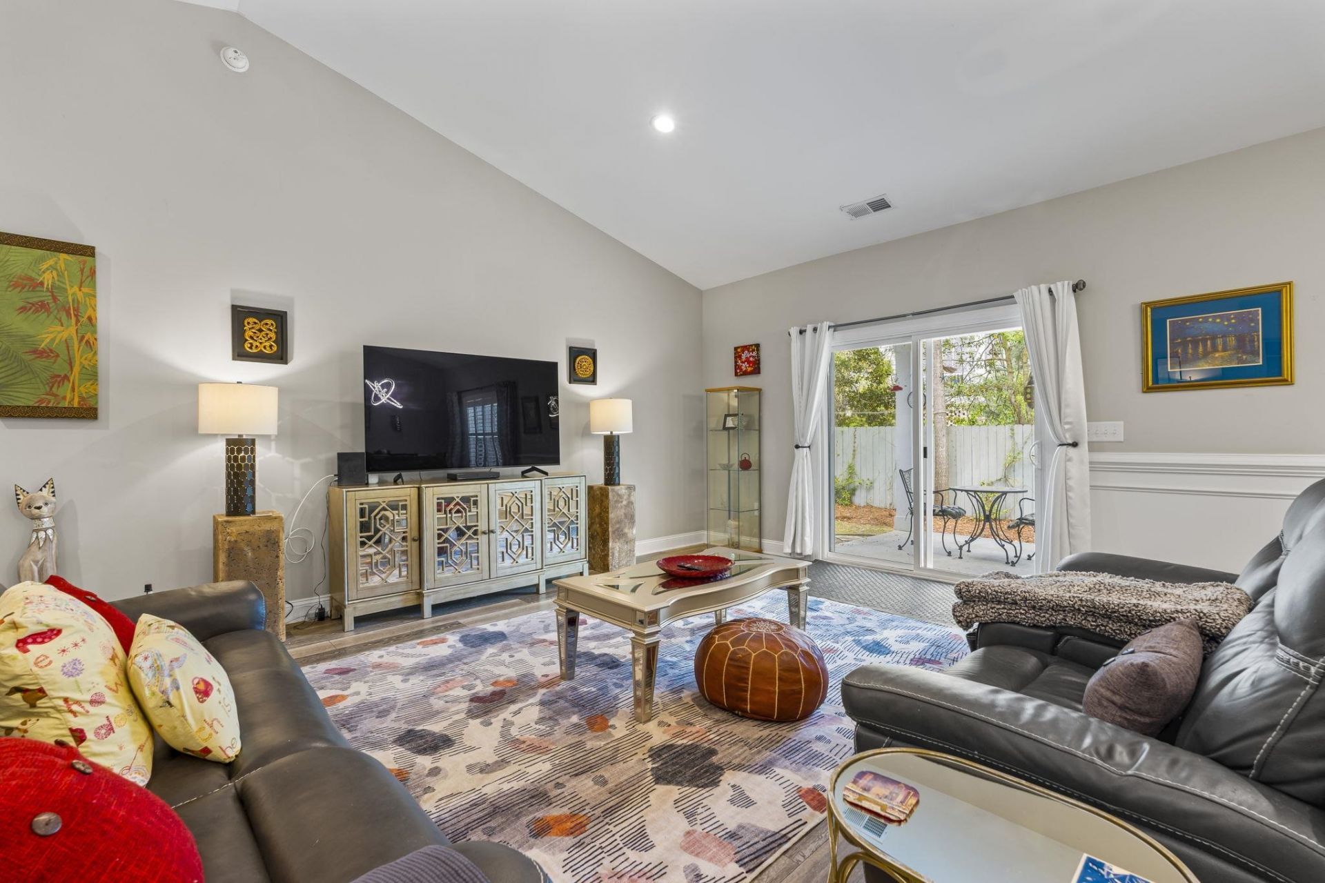 817 White Heron Cove Photo 10