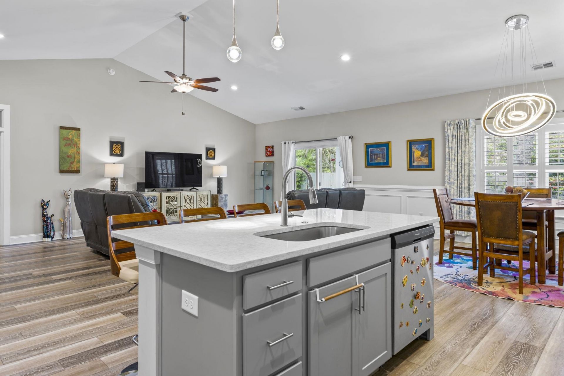 817 White Heron Cove Photo 15